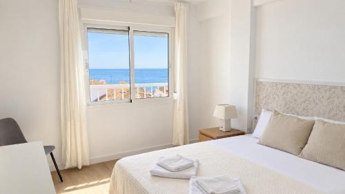 Apartment in the Heart of Nerja with Sea Views