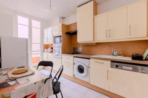 Antibes Foch Appartement 4 pers proche du centre