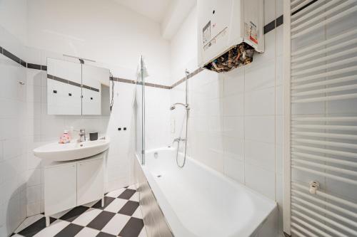 Stylish Apartment near Schönbrunn Castle