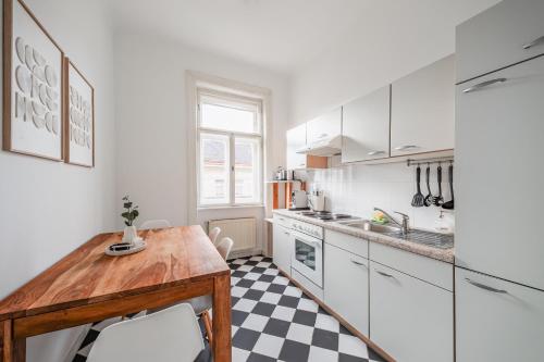 Stylish Apartment near Schönbrunn Castle