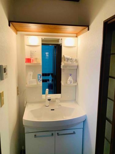 Osaka's bustling commercial center, Umeda walking distance, private four bedrooms, easy to travel, Hatsushin no Iu House, Building 1