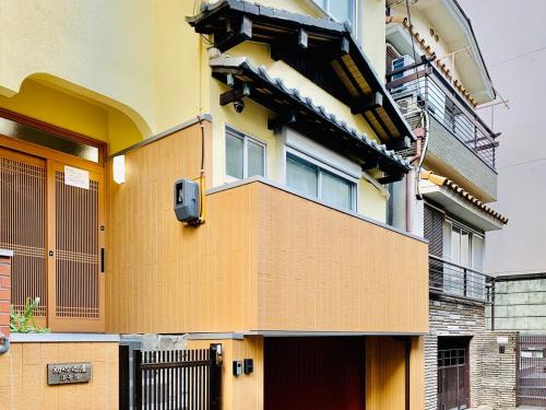 Osaka Umeda Walking Circle Single Family Luxury Building, 6 minutes from the station, Anya Inn