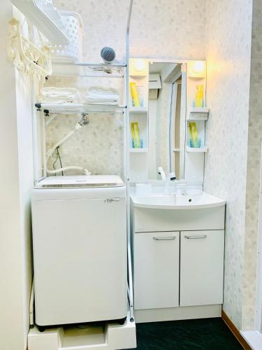 Osaka Umeda Walking Circle Single Family Luxury Building, 6 minutes from the station, Anya Inn