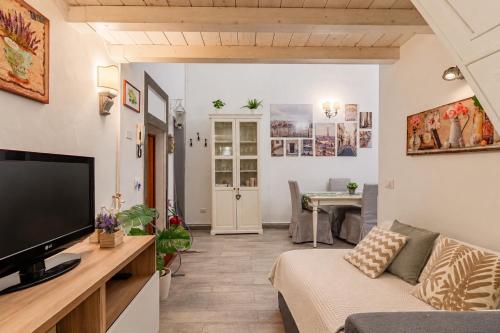 Santa Croce Home - 2BR - Private Courtyard