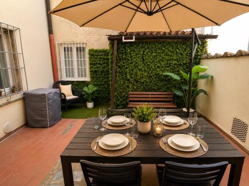 Santa Croce Home - 2BR - Private Courtyard
