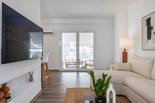 The Pearl of Piraeus
