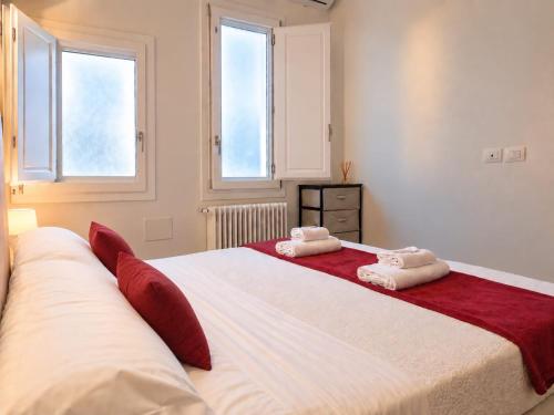 The David Signature - Spacious 2BR & 2BA - 5 min to Duomo