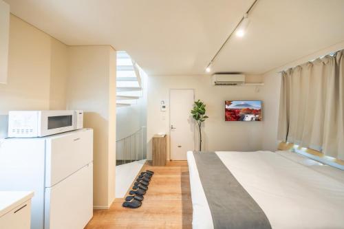 4 mins walk from Nishishinjuku-5chome Station, Designer apartment, Max 4 people, Grand Eggs Nishishinjuku