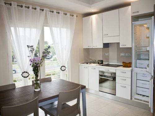 Köök või kööginurk majutusasutuses Axis Suites