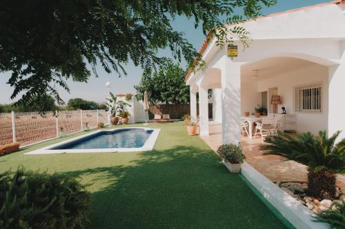 Villa mediterránea en Peñíscola con piscina privada