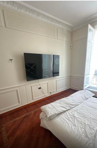Suite Royale Montaigne