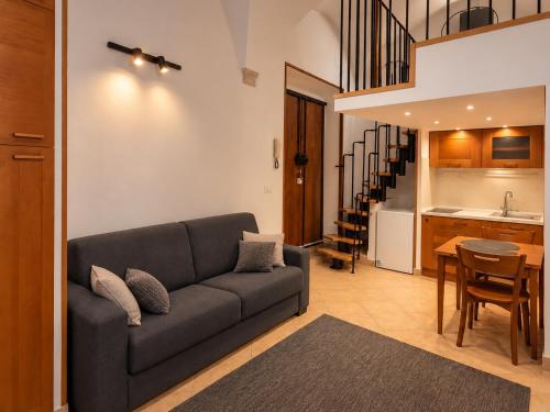 Loft degli Specchi Historic Center of Rome