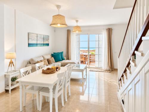 Sunny Beach Villa - El Medano