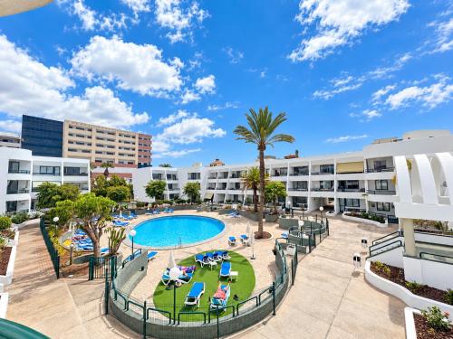 1The Best Location - Las Americas & Parking