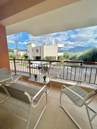 Feel at home - Kalamata - Near the center