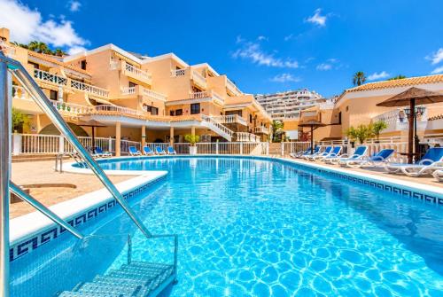 Paradise Court