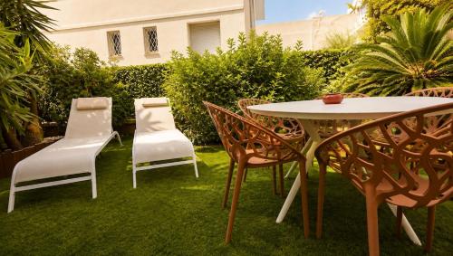 Duplex 2 Bedrooms Garden