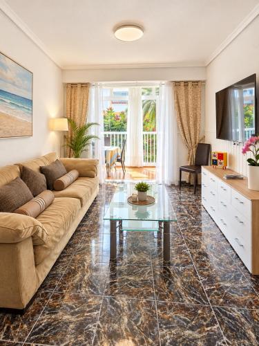 La Gavina, Beachfront Apartment Benidorm