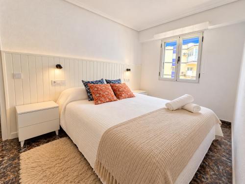 La Gavina, Beachfront Apartment Benidorm