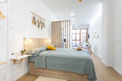 Estudio 2 camas y patio privado en Valencia