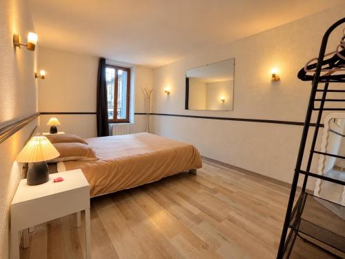 Le Patio des Capucins - Terrasse privée & climatisée - Proche de la cité médiévale