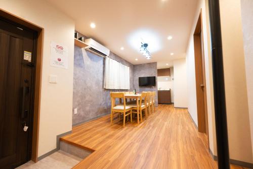 NY Cottage A