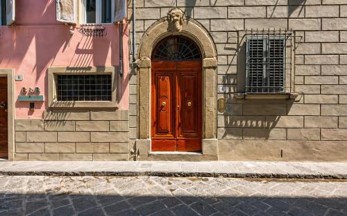 Santa Croce Historic Home - Authentic Florence