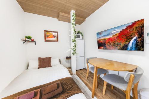 Fully renovated, 10 mins walk from Nishi-Shinjuku-Gochome Station, Good access to Shinjuku and Harajuku, For up to 7 people