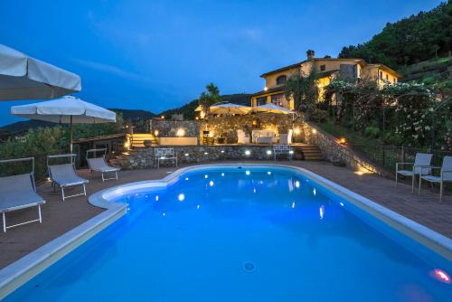 Villa Casalguidi by PosarelliVillas