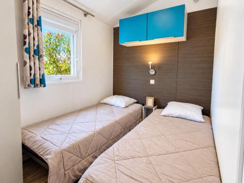 L'Azur MobilHome 6 personnes Camping 4 étoiles Piscine Proche des Plages du Barcarès