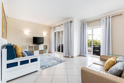 Happy Alvor | Beach, Pool & Parking