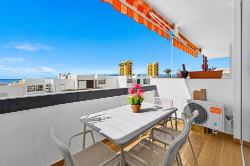 New sea view apartment Azahara Los Cristianos
