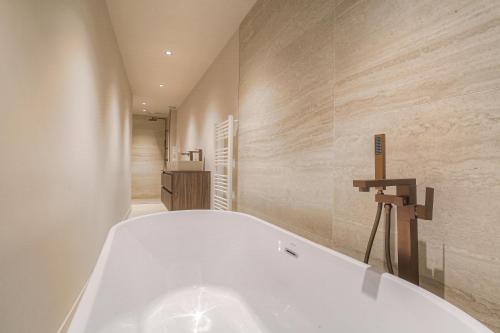 Appartement spacieux et lumineux pour 8, Lyon 1er