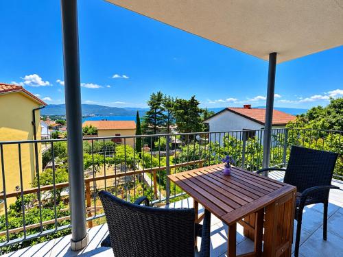 Apartments Goldie in the center of Krk