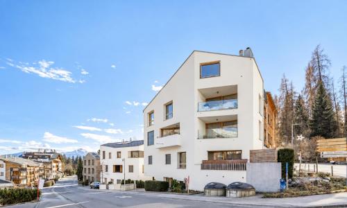 Flims Laax Bike I Wandern I Board I Ski I Parkplatz