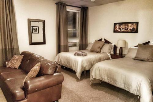 Легло или легла в стая в Cozy Little Apartment #11 by Amazing Property Rentals