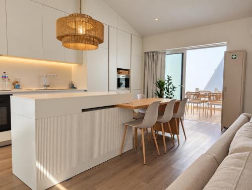 Penthouse with Pool - Faro Centre