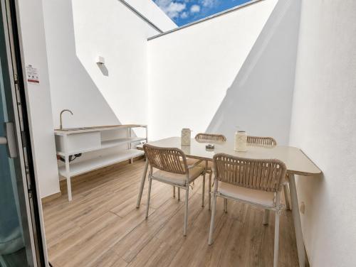 Penthouse with Pool - Faro Centre