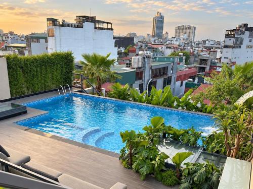 Classyc Hotel Hang Buom