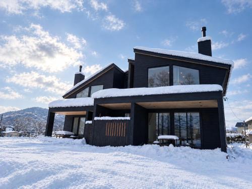 Kinagashi Happo Chalet East