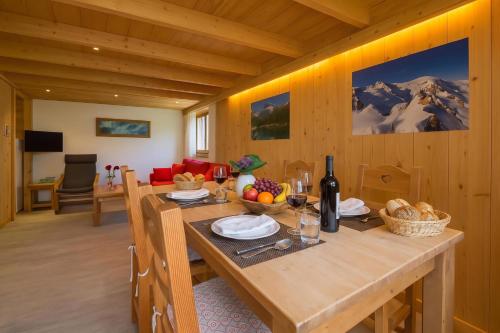 Grand Roc A218 from Slopes 150m, View & Parking - Happy Rentals