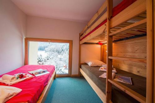 Grand Roc A218 from Slopes 150m, View & Parking - Happy Rentals