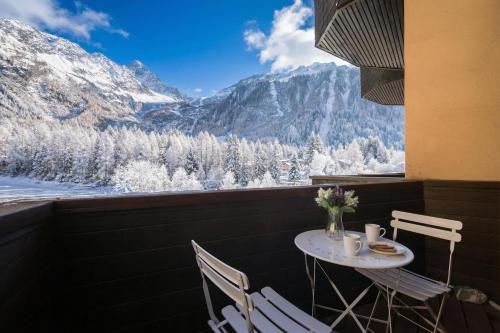 Grand Roc B220 from Slopes 260m, View, Parking & WiFi - Happy Rentals