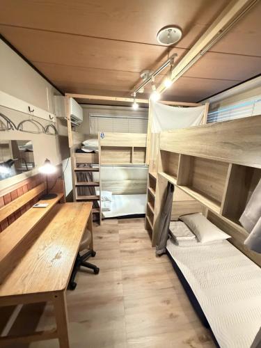 Shinagawa-shuku Guest House & Tours