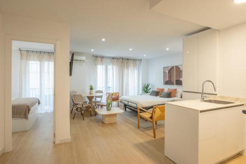 Charming 1 Bedroom Apartment at Seville City Center By OCityzen