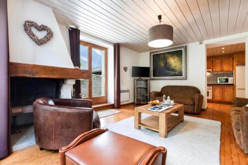Chez Roberto Chamonix 3BR Duplex with Sauna & Garden - Happy Rentals