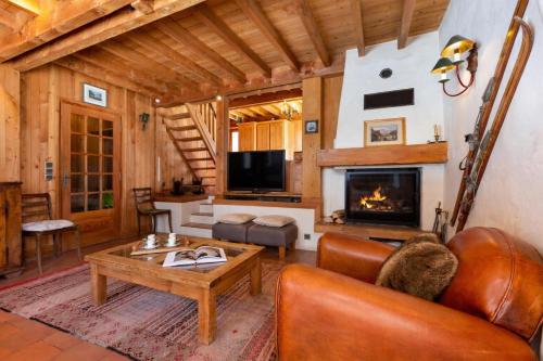 Chalet Vaffier Mont Blanc View Chalet + Garden + BBQ for 8 - Happy Rentals
