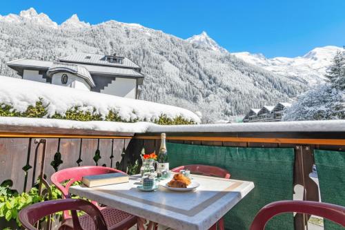 Cham Sud Jonquilles 38 Walk to Aiguille du Midi for 4 - Happy Rentals