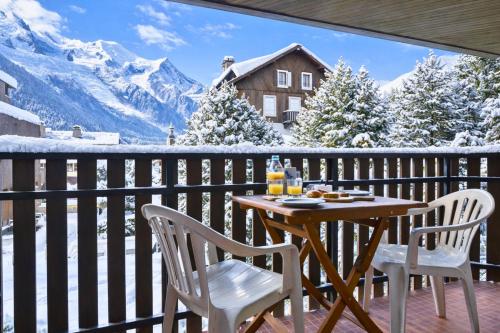 Apt Lachenal 209A Central Chamonix Lift 3-min Walk - Happy Rentals