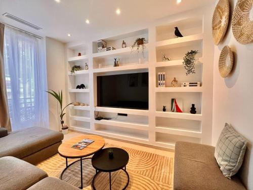 Apartment Malaussena - Reception 24&7 - Center Libération